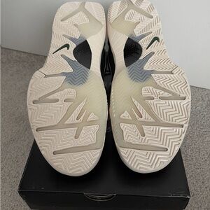 Kobe 4 Protro Undefeated X Milwaukee Bucks Sizes 9.5, 10.5, and 11.